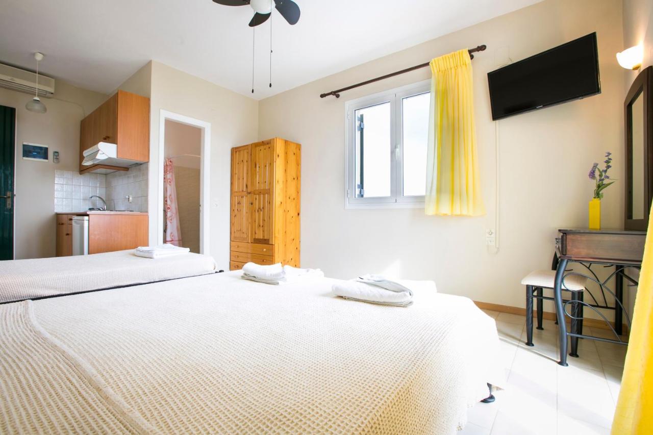 Irena Studios & Apartments Свороната Екстер'єр фото